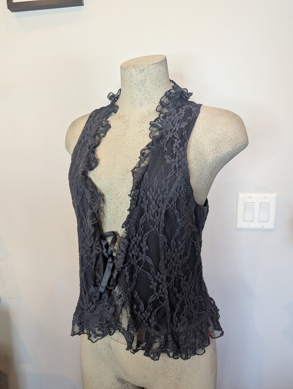 Esprit Edc Lace Ruffle Front Tie Vest in Charcoal Size Medium
